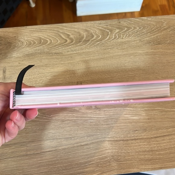 Kate Spade Table Book - Picture 2 of 8